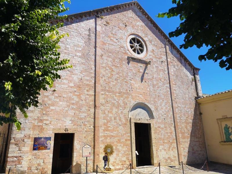 La Bouganville Assisi Exterior photo